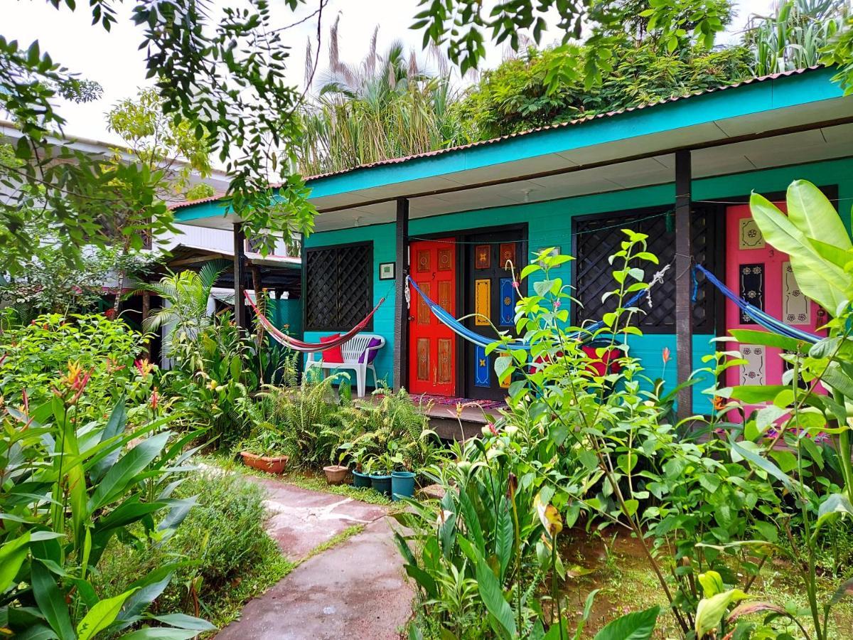 Cabinas Tortuguero Esterno foto