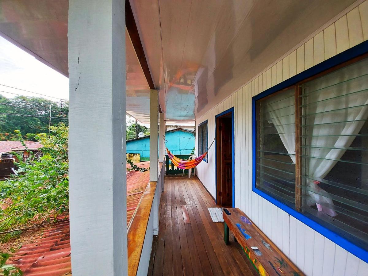 Cabinas Tortuguero Esterno foto