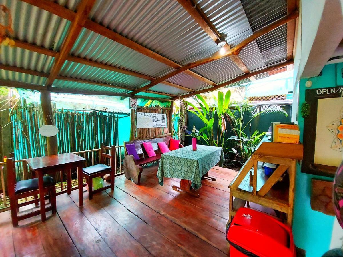 Cabinas Tortuguero Esterno foto