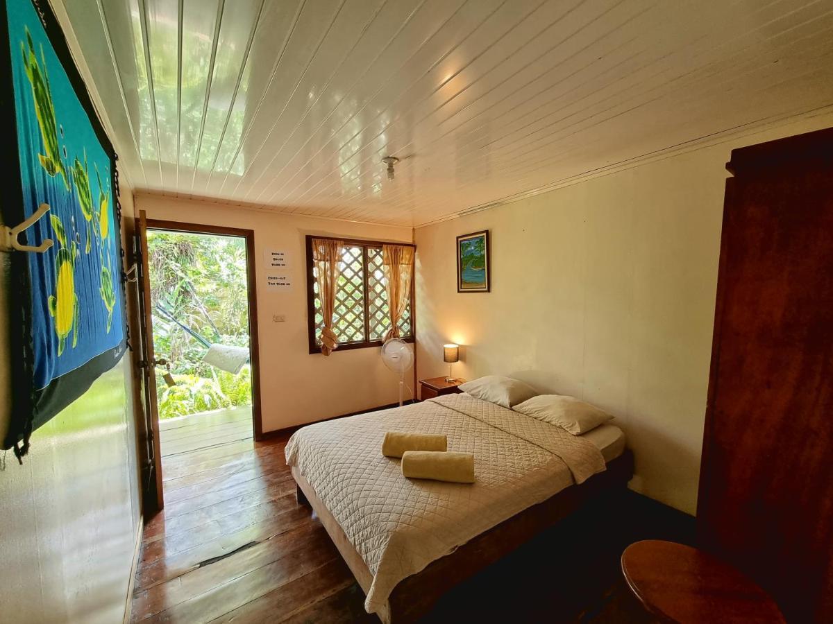 Cabinas Tortuguero Esterno foto