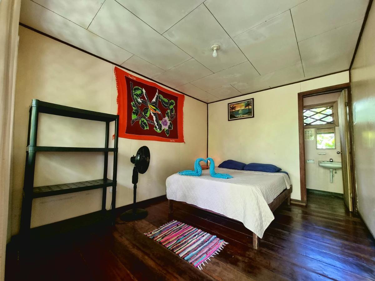 Cabinas Tortuguero Esterno foto